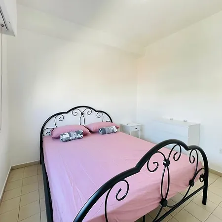 Apartment Maissa *